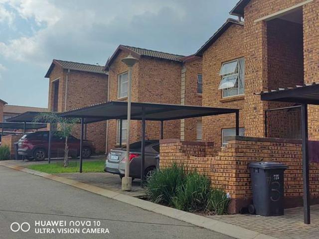 2 Bedroom Apartment in Laser Park