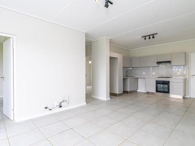 2 Bedroom Apartment in Linbro Park