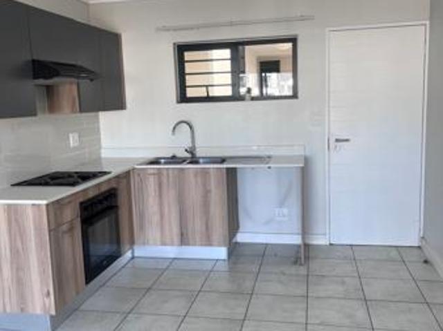 2 Bedroom Apartment in Linbro Park