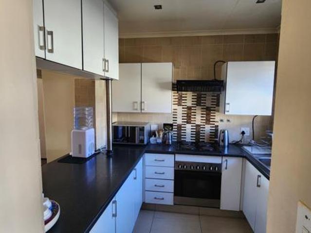 2 Bedroom Apartment in Linden