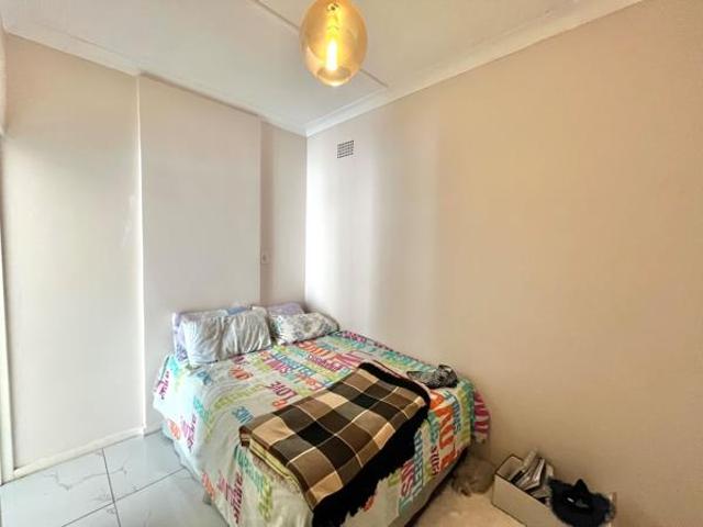 2 Bedroom Apartment in Lombardy East