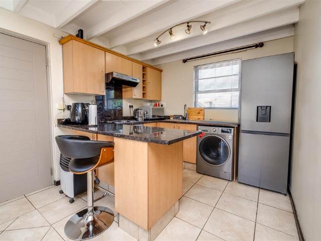 2 Bedroom Apartment in Lonehill