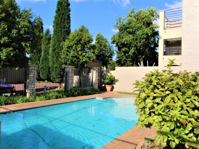 2 Bedroom Apartment in Lonehill