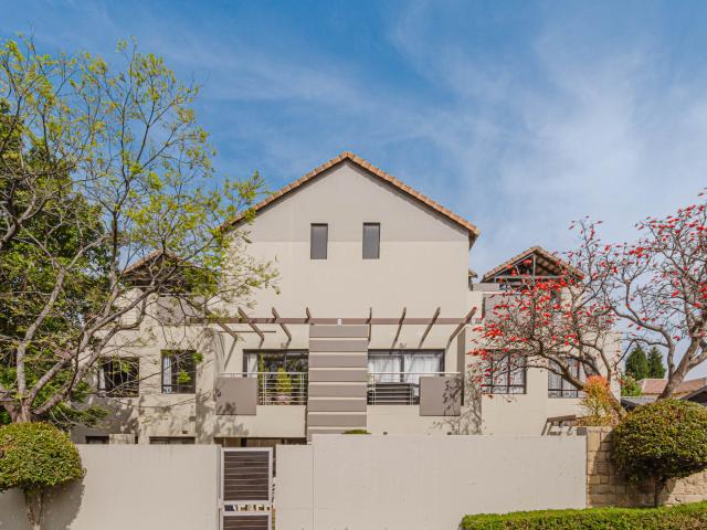 2 Bedroom Apartment in Lonehill