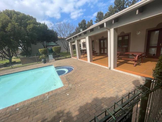 2 Bedroom Apartment in Lonehill