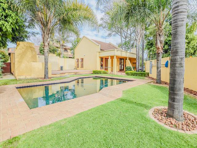2 Bedroom Apartment in Lonehill