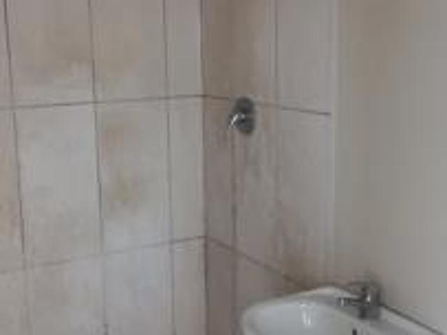 2 Bedroom Apartment in Paarl Outlying