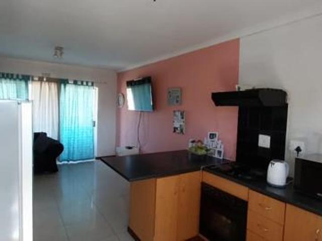 2 Bedroom Apartment in Paarl Central