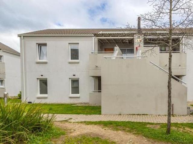 2 Bedroom Apartment in Paarl Central East