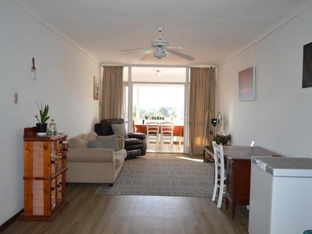 2 Bedroom Apartment in Paarl Central West