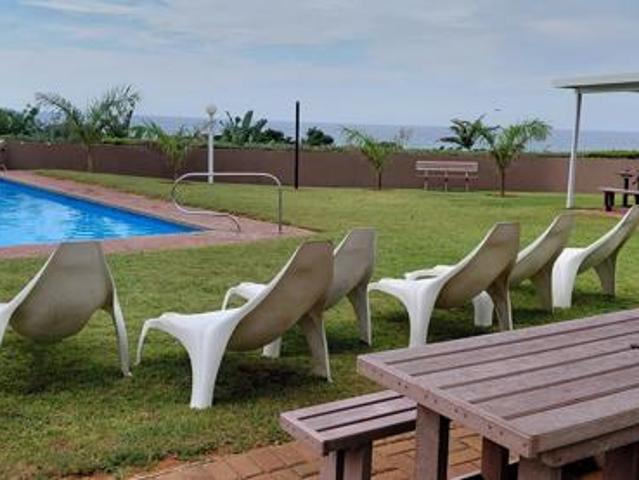 2 Bedroom Apartment in Palm Beach