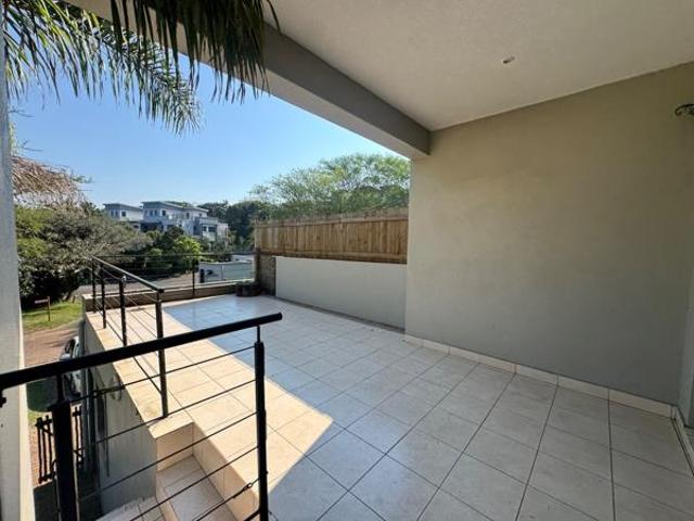 2 Bedroom Apartment in Palm Lakes Estate