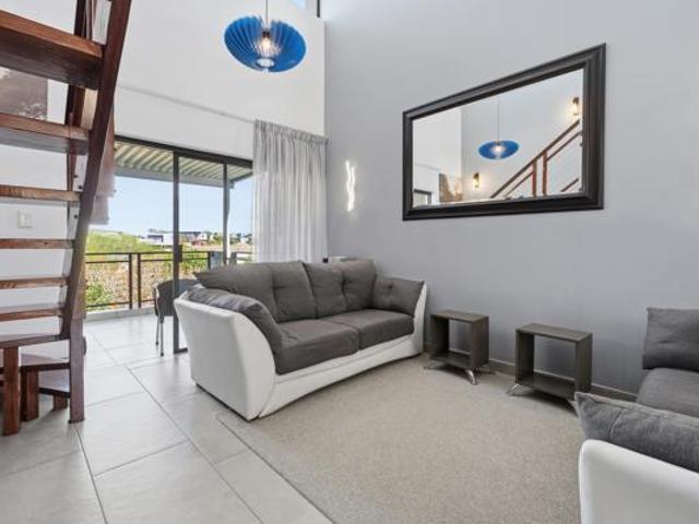 2 Bedroom Apartment in Palm Lakes Estate