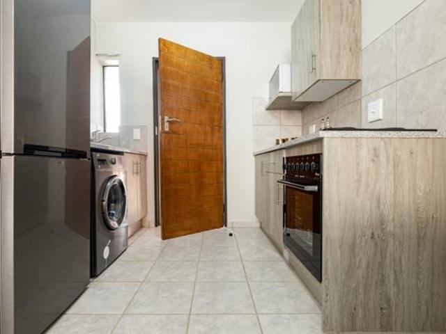 2 Bedroom Apartment in Palm Ridge