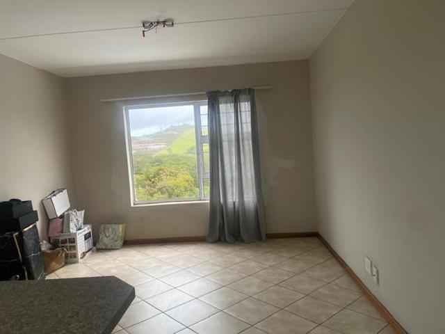 2 Bedroom Apartment in Panorama