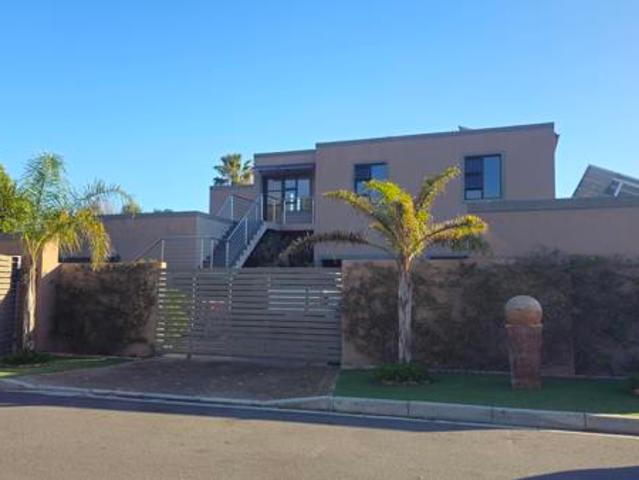 2 Bedroom Apartment in Panorama
