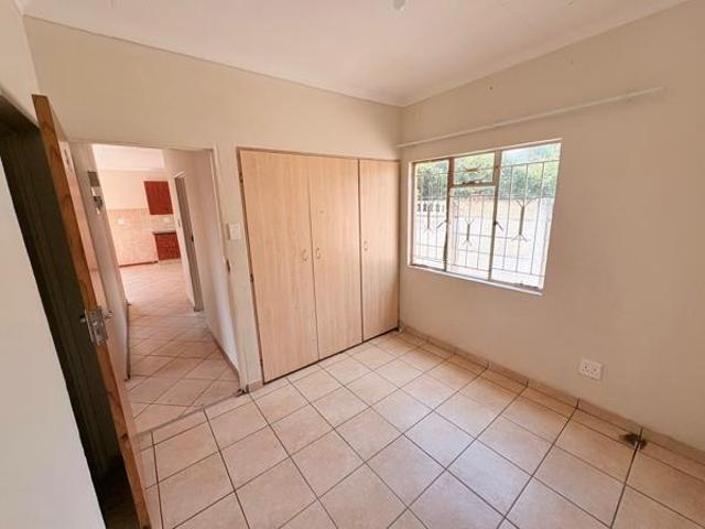 2 Bedroom Apartment in Paradise