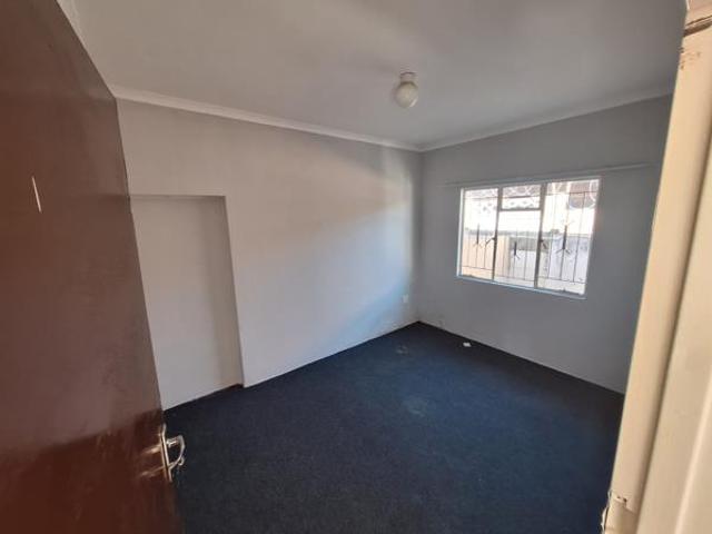 2 Bedroom Apartment in Paradise