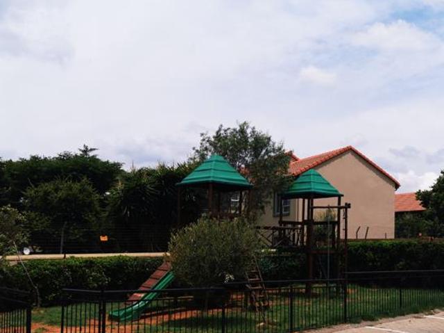 2 Bedroom Apartment in Paramount Estate