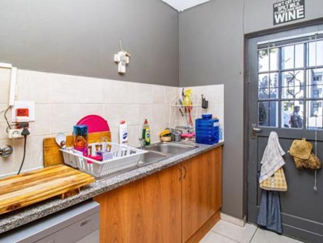 2 Bedroom Apartment in Parklands