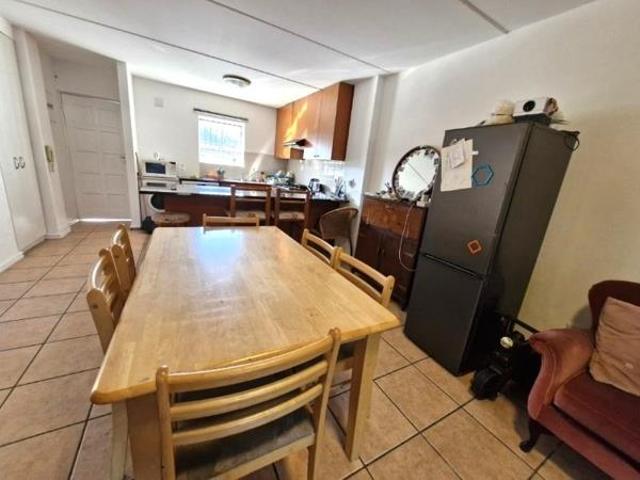 2 Bedroom Apartment in Parklands