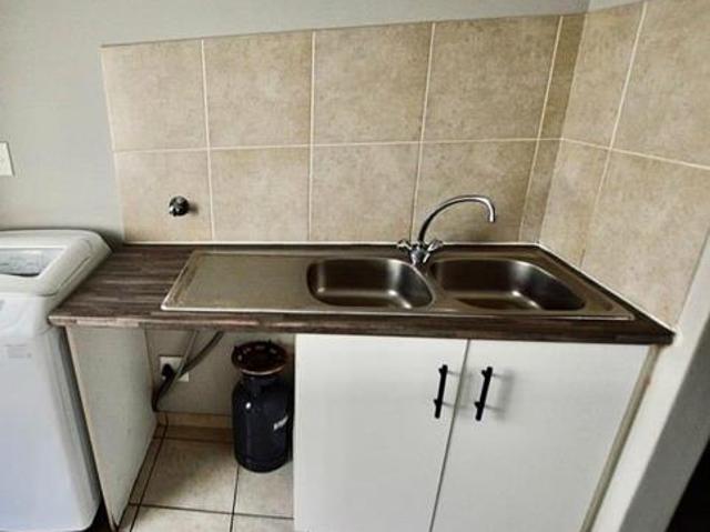 2 Bedroom Apartment in Parklands