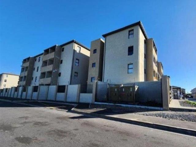 2 Bedroom Apartment in Parklands