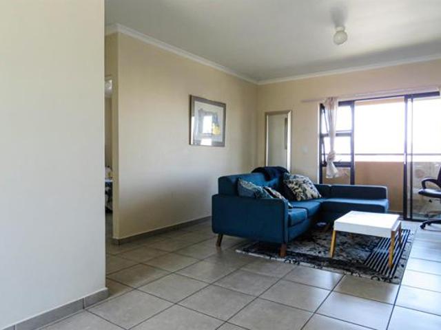 2 Bedroom Apartment in Parklands