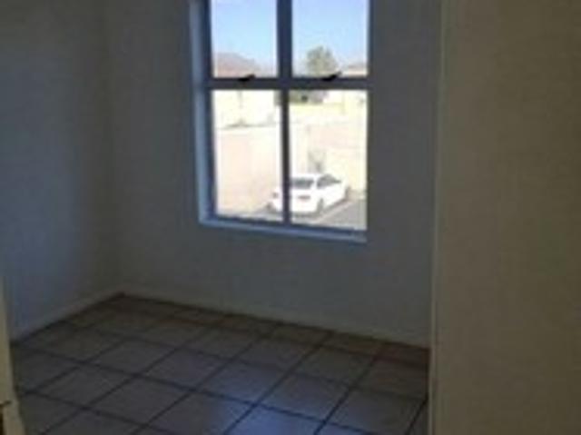 2 Bedroom Apartment in Parklands