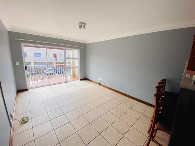 2 Bedroom Apartment in Parklands