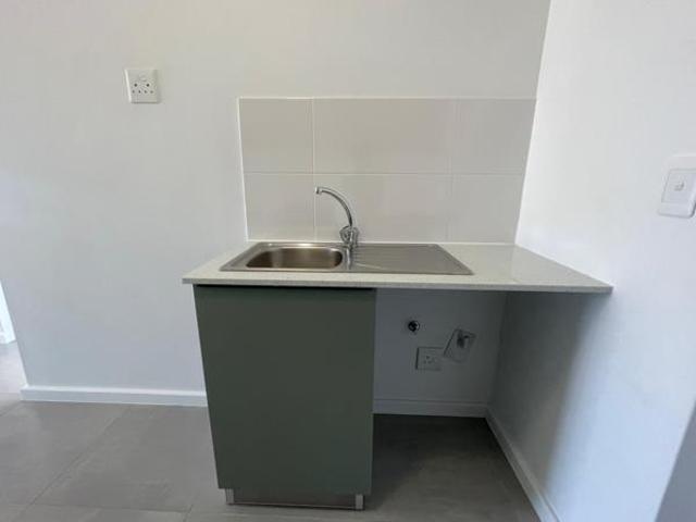 2 Bedroom Apartment in Parklands