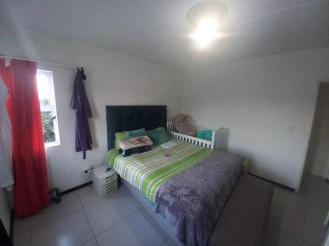 2 Bedroom Apartment in Parklands