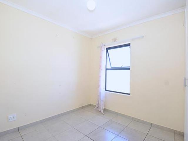 2 Bedroom Apartment in Parklands