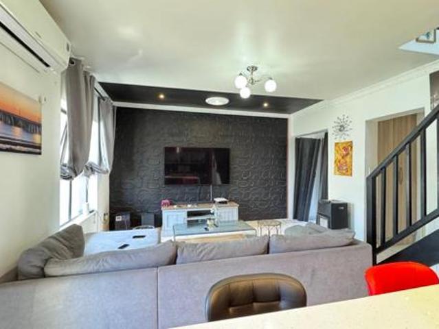 2 Bedroom Apartment in Parklands