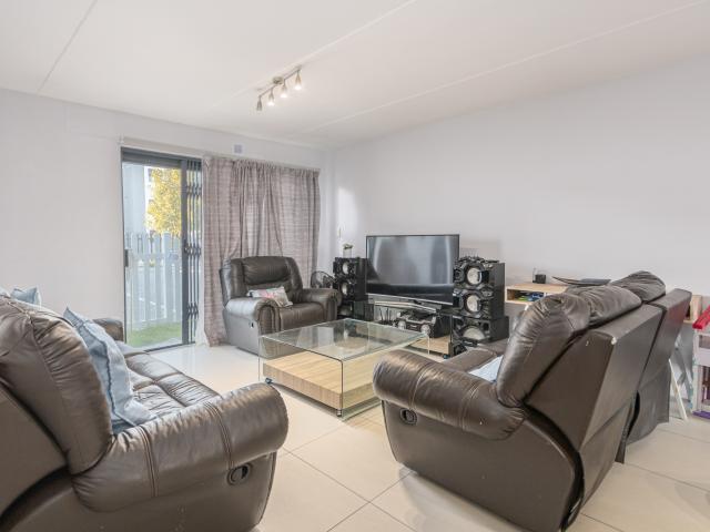 2 Bedroom Apartment in Parklands