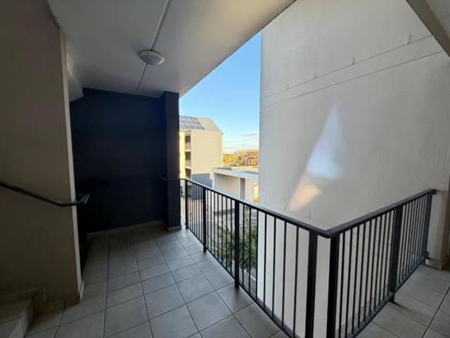 2 Bedroom Apartment in Parklands