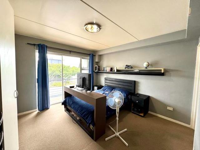 2 Bedroom Apartment in Parklands