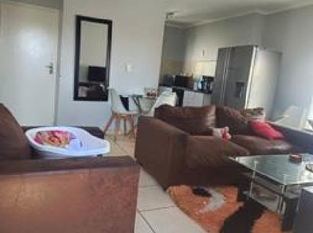 2 Bedroom Apartment in Parklands