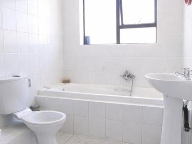 2 Bedroom Apartment in Parklands