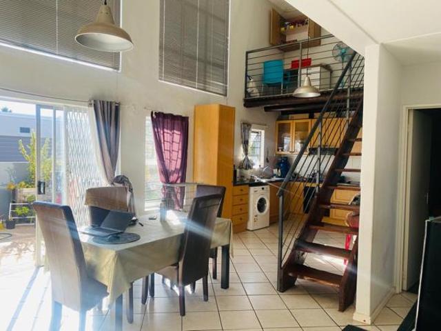 2 Bedroom Apartment in Parklands