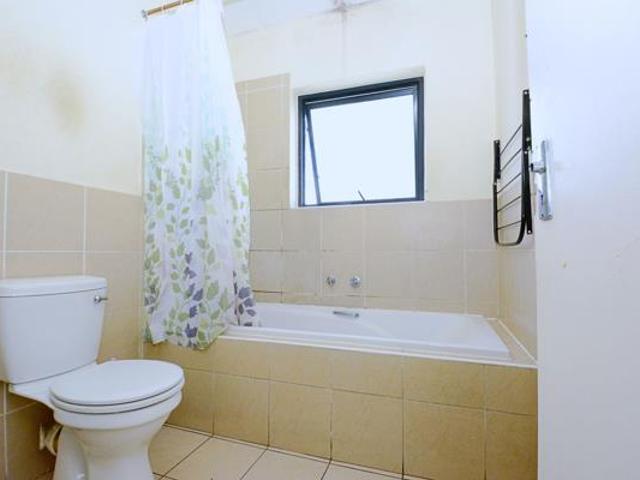 2 Bedroom Apartment in Parklands