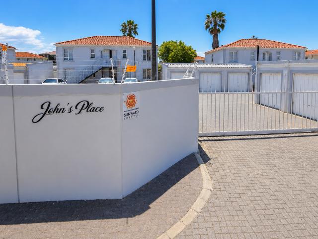2 Bedroom Apartment in Parklands