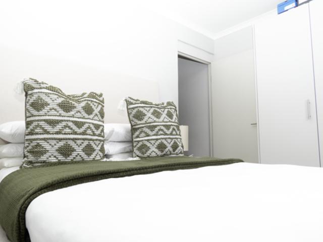 2 Bedroom Apartment in Parklands East