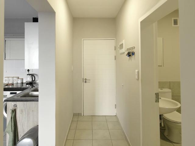 2 Bedroom Apartment in Parklands North