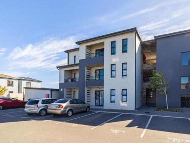 2 Bedroom Apartment in Parklands North