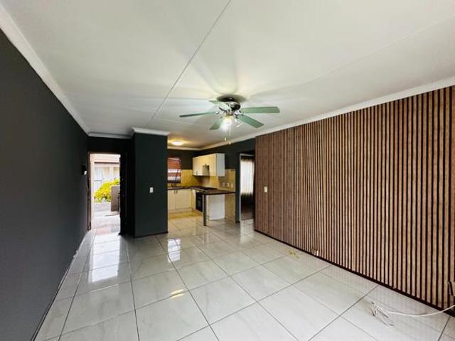 2 Bedroom Apartment in Parkrand