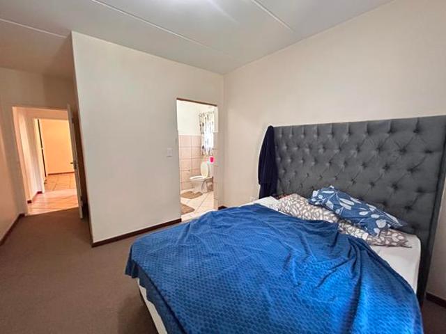 2 Bedroom Apartment in Paulshof