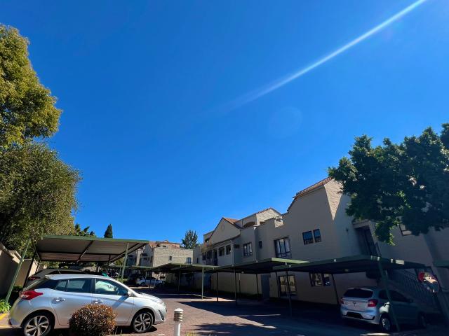 2 Bedroom Apartment in Paulshof