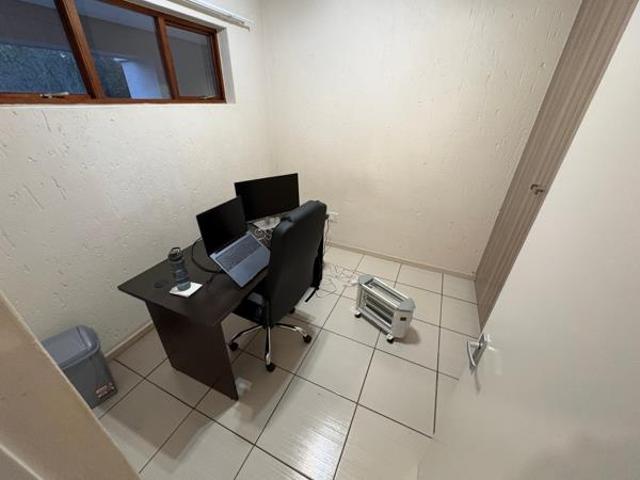 2 Bedroom Apartment in Paulshof