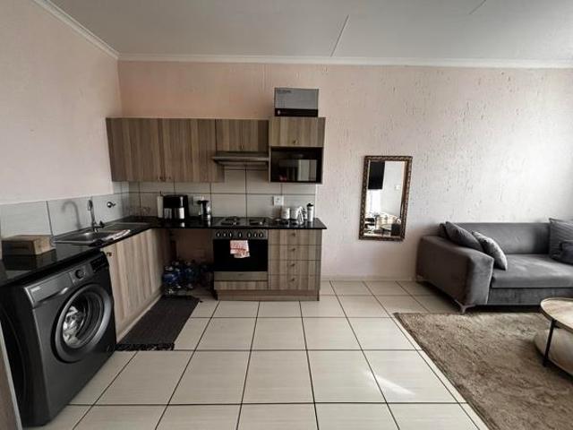 2 Bedroom Apartment in Paulshof